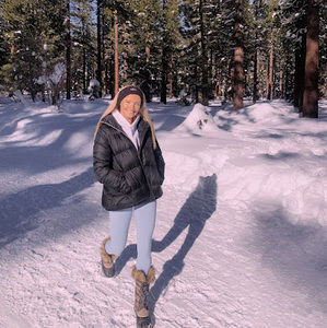 Meet your Posher, Madeline